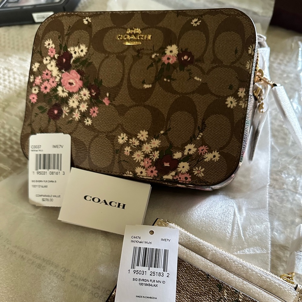 NWT Coach Evergreen Floral Mini Camera Bag w/skinny wallet